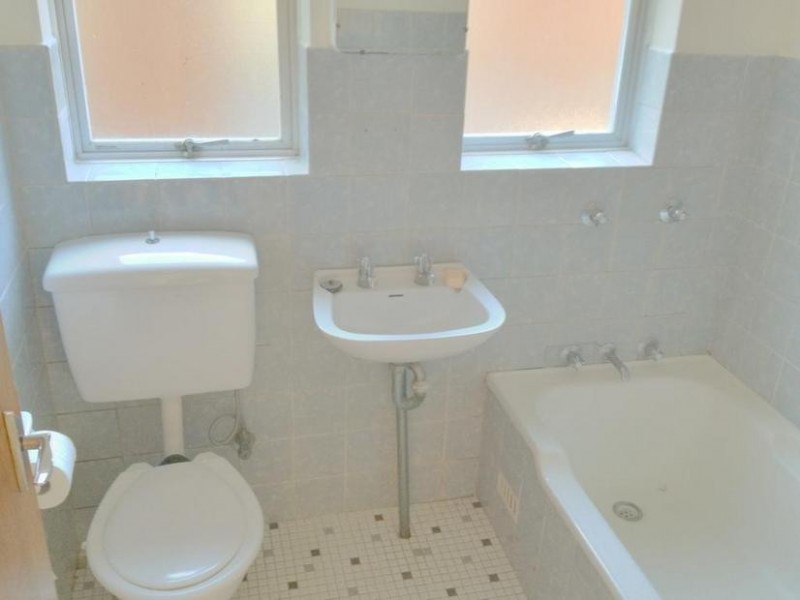 2/46 Stoddart Street, Roselands NSW 2196