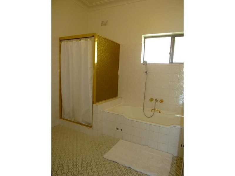 24 Archibald Street, Belmore NSW 2192