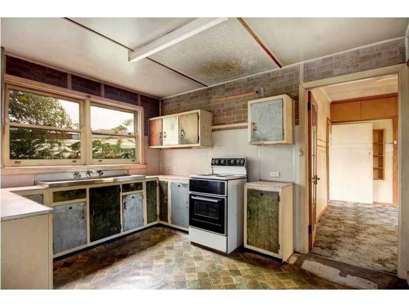 43 MORETON, Lakemba NSW 2195