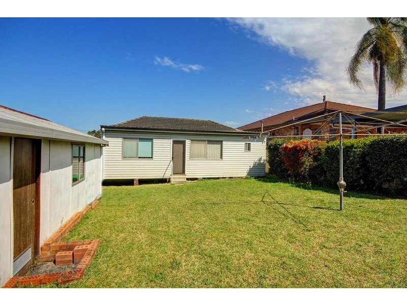13 Myers Street, Roselands NSW 2196