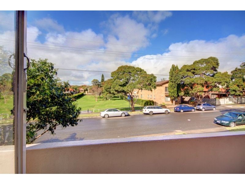 2/49 Knox Street, Belmore NSW 2192