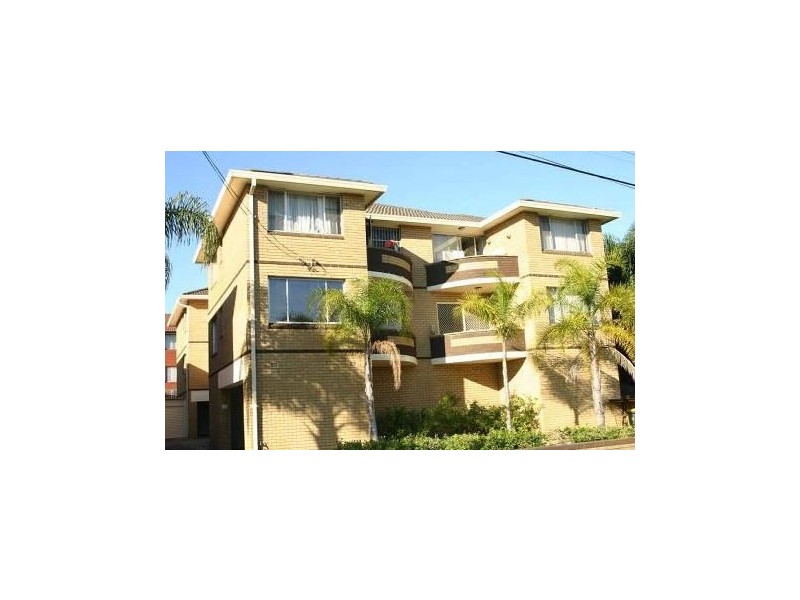 1/100 Yangoora Road, Lakemba NSW 2195