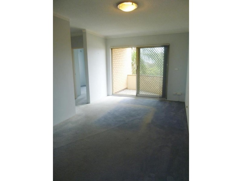 1/100 Yangoora Road, Lakemba NSW 2195