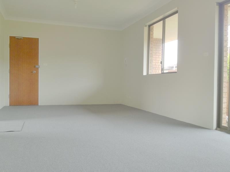 4/8 FERGUSON AVE, Wiley Park NSW 2195