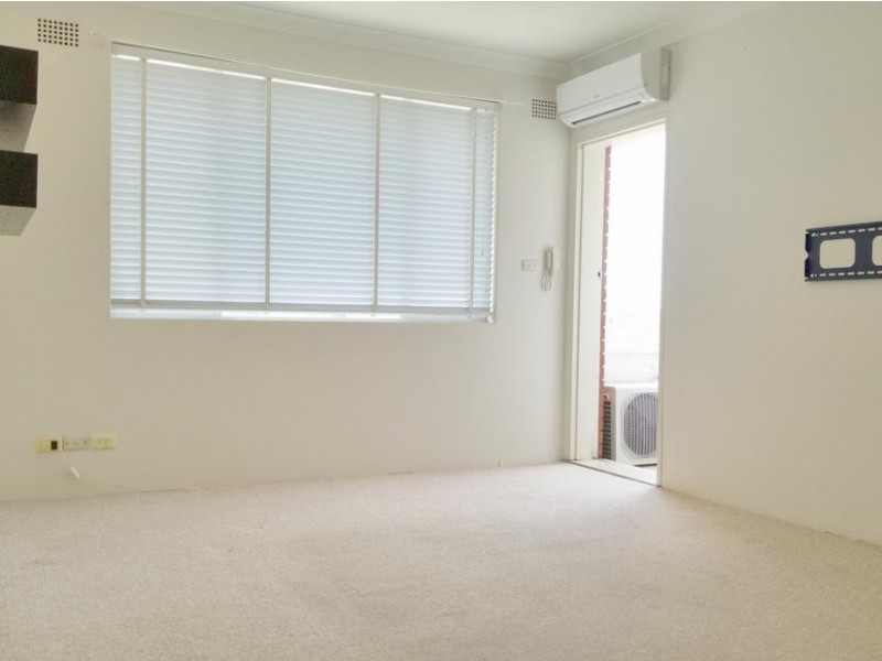 18/5 Phillip Street, Roselands NSW 2196