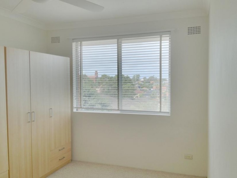 18/5 Phillip Street, Roselands NSW 2196