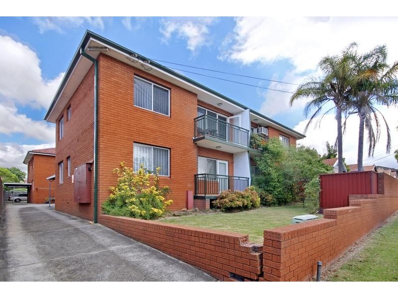 1/20 Benaroon Road, Lakemba NSW 2195