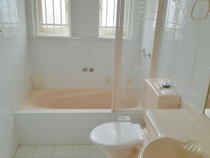 1 Stephenson Street, Roselands NSW 2196