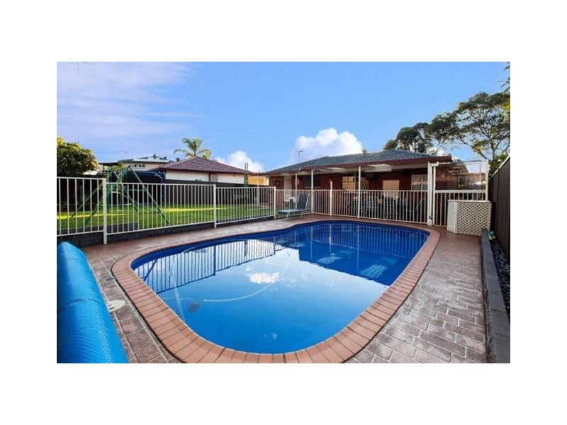 3 CRUCIE AVENUE, Bass Hill NSW 2197