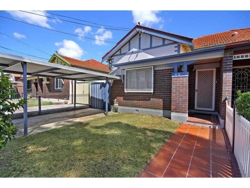 32 Hugh Street, Belmore NSW 2192