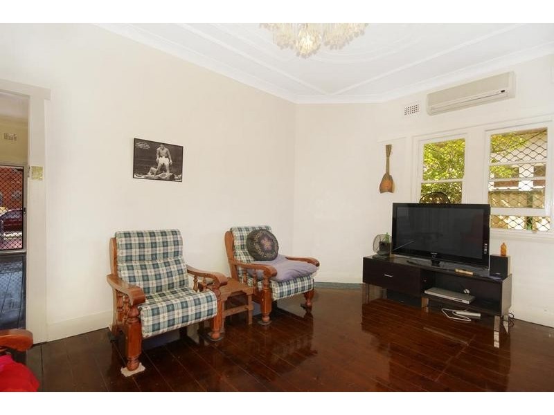 32 Hugh Street, Belmore NSW 2192