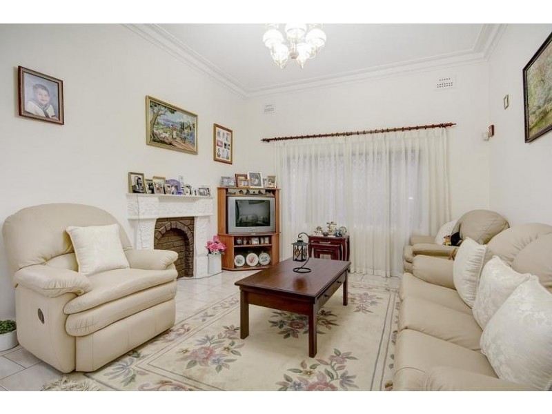 45 Leylands Parade, Belmore NSW 2192