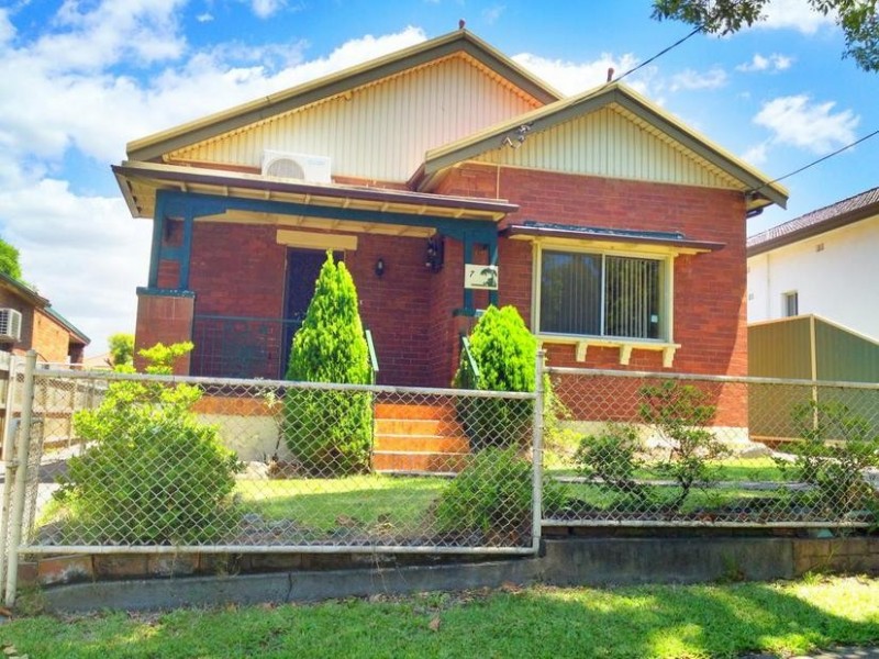 7 BELEMBA AVENUE, Roselands NSW 2196