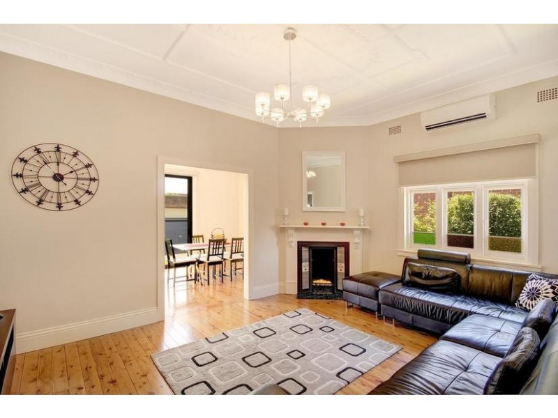 15 Adelaide Street, Belmore NSW 2192