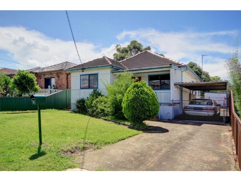 8 Valencia Street, Greenacre NSW 2190