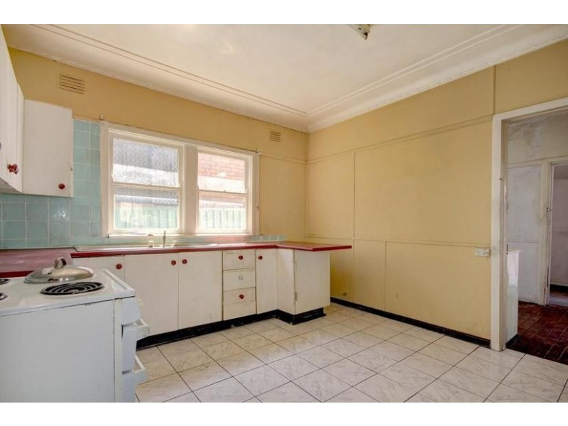 8 Valencia Street, Greenacre NSW 2190