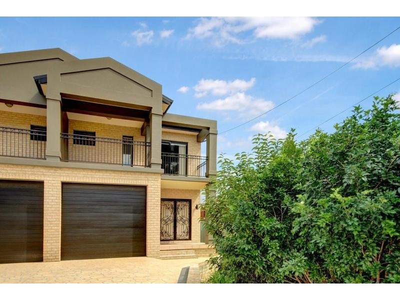 5 Mount Avenue, Roselands NSW 2196