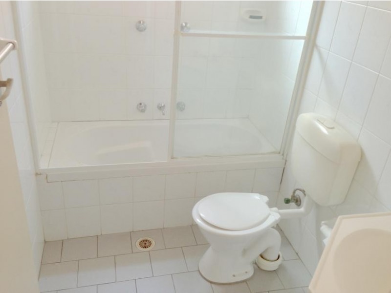 2/16 St Clair Street, Belmore NSW 2192