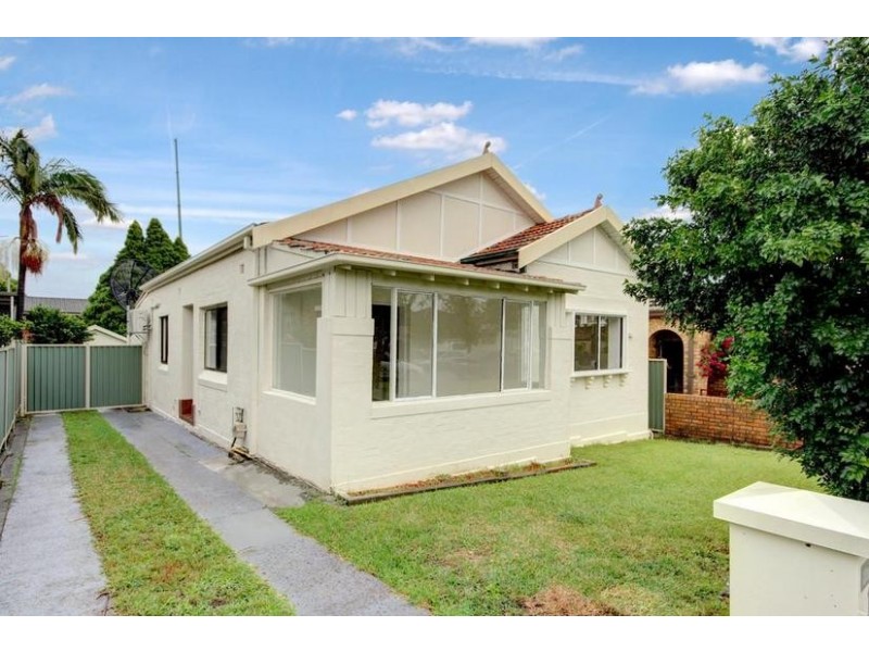 14 Boorea Avenue, Lakemba NSW 2195