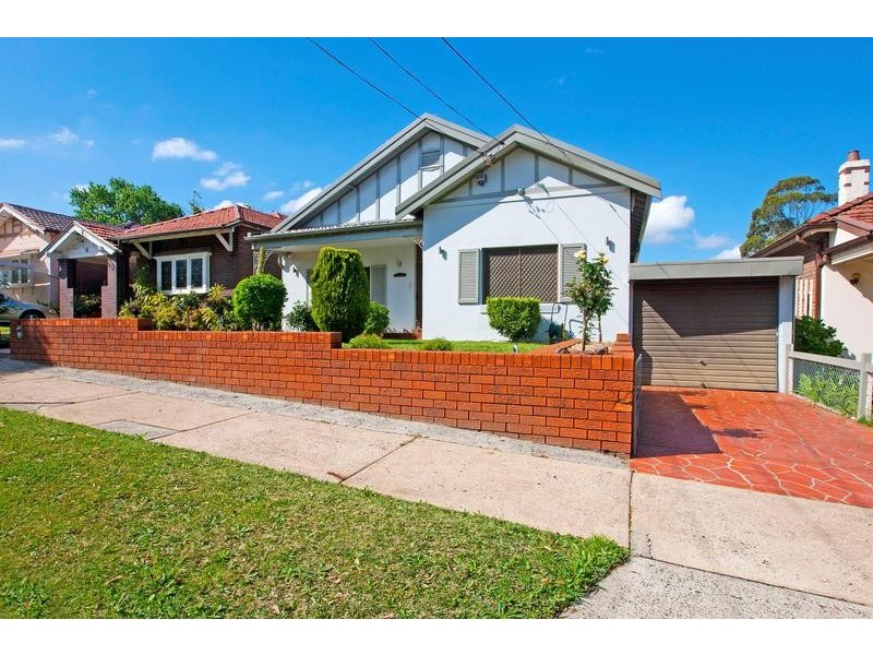 12 Nelson Avenue, Belmore NSW 2192