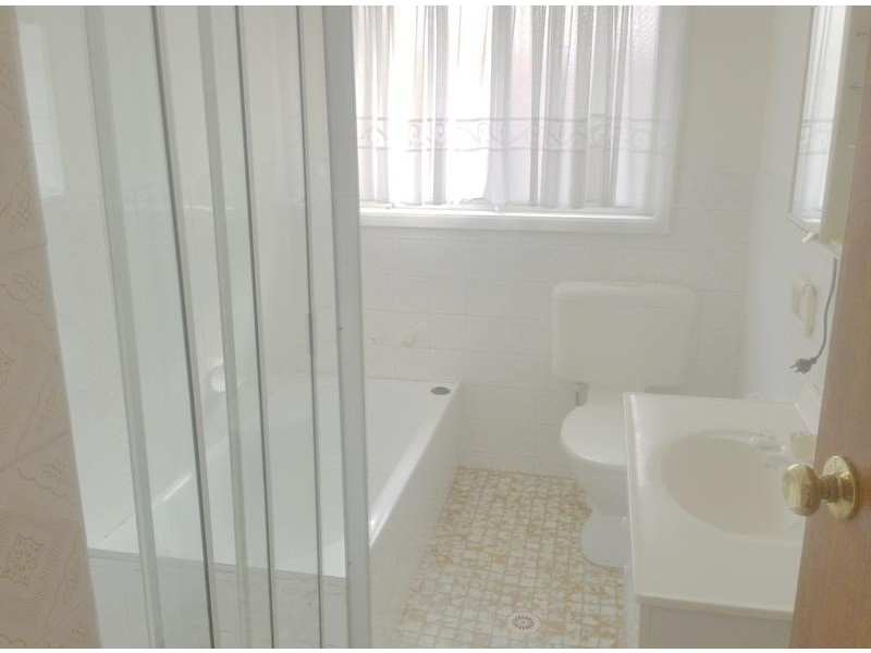 2/49 Lincoln, Belfield NSW 2191