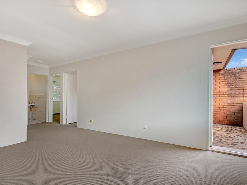 6/2 Boorea Avenue, Lakemba NSW 2195