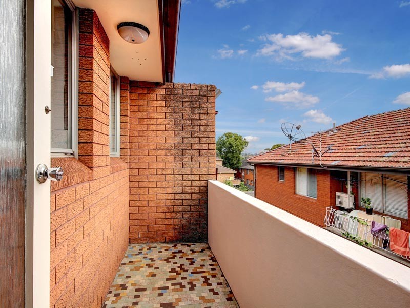 6/2 Boorea Avenue, Lakemba NSW 2195