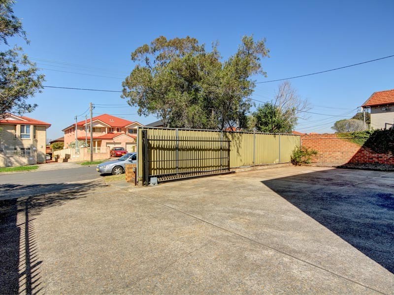 17 & 17A Hugh Street, Belmore NSW 2192