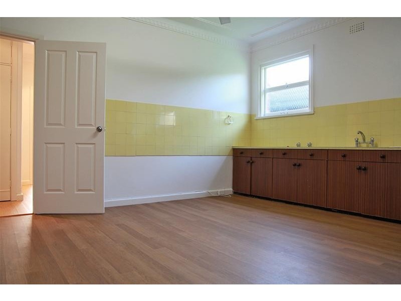 30 Redman Parade, Belmore NSW 2192