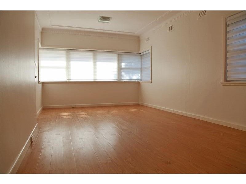 30 Redman Parade, Belmore NSW 2192