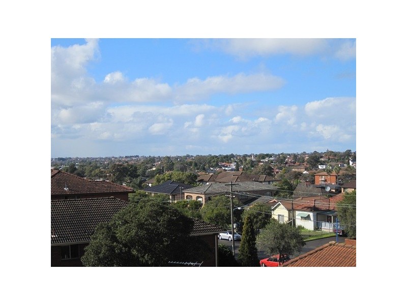 10/19 Phillip Street, Roselands NSW 2196