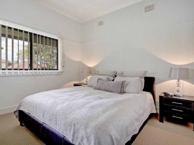 85 Knox Street, Belmore NSW 2192