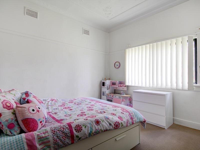 85 Knox Street, Belmore NSW 2192