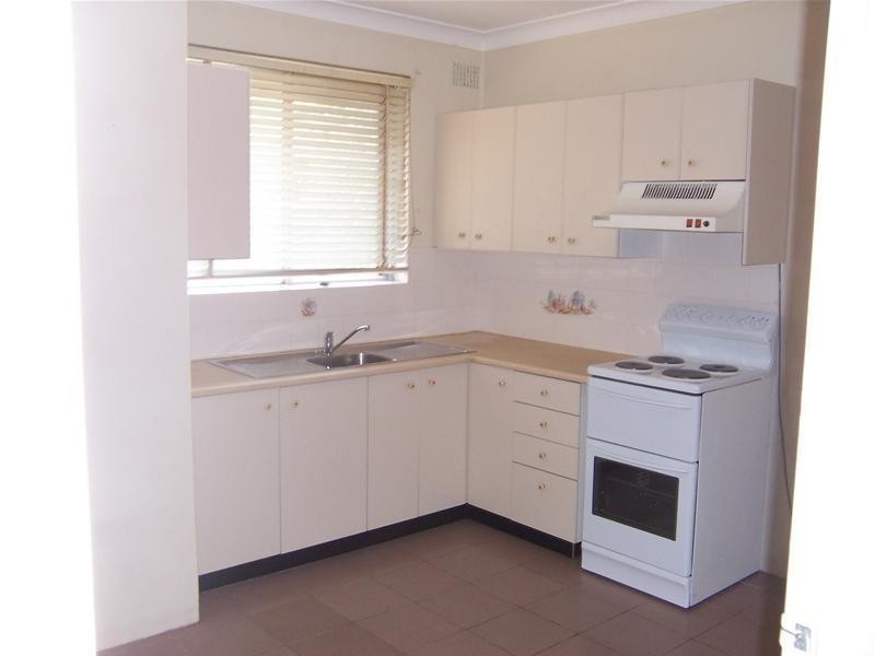 8/16 Yangoora Road, Belmore NSW 2192