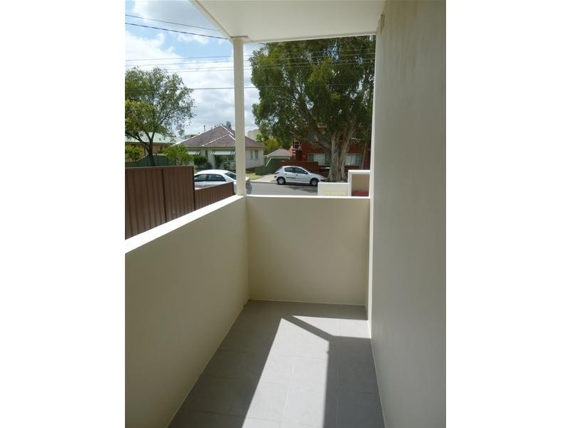 1/63 Augusta Street, Punchbowl NSW 2196