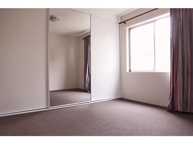 2/70 Taylor Street, Lakemba NSW 2195