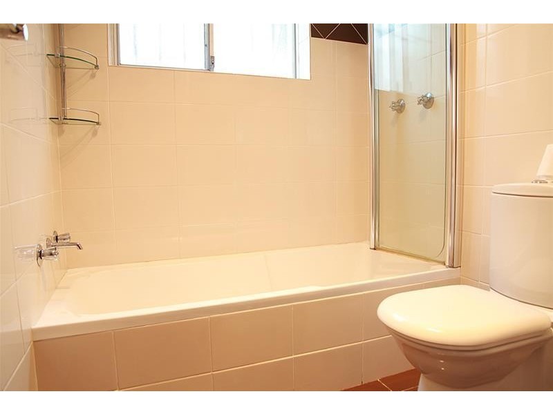 2/70 Taylor Street, Lakemba NSW 2195