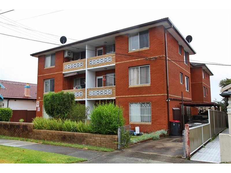 2/70 Taylor Street, Lakemba NSW 2195