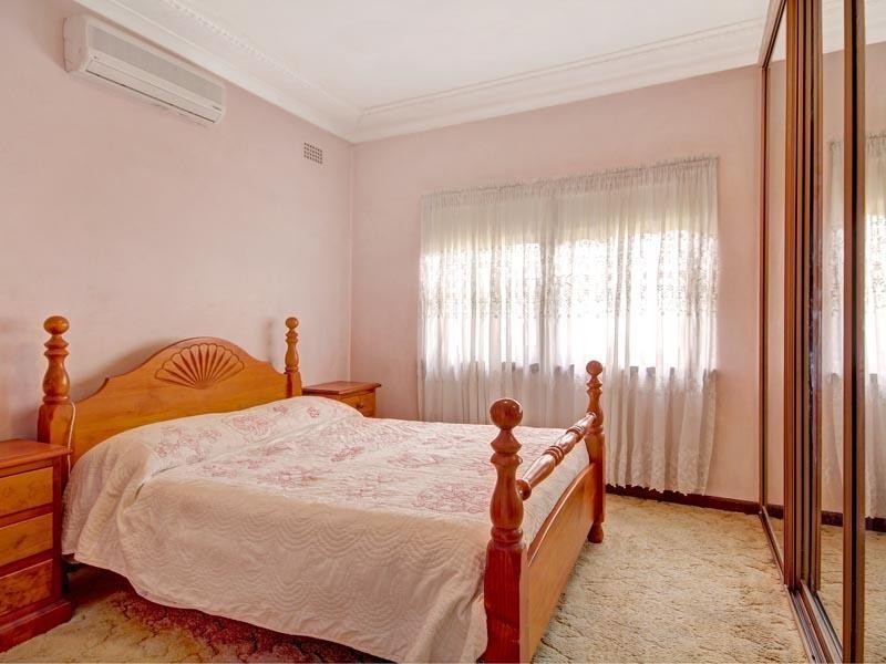 32 Taylor Street, Lakemba NSW 2195