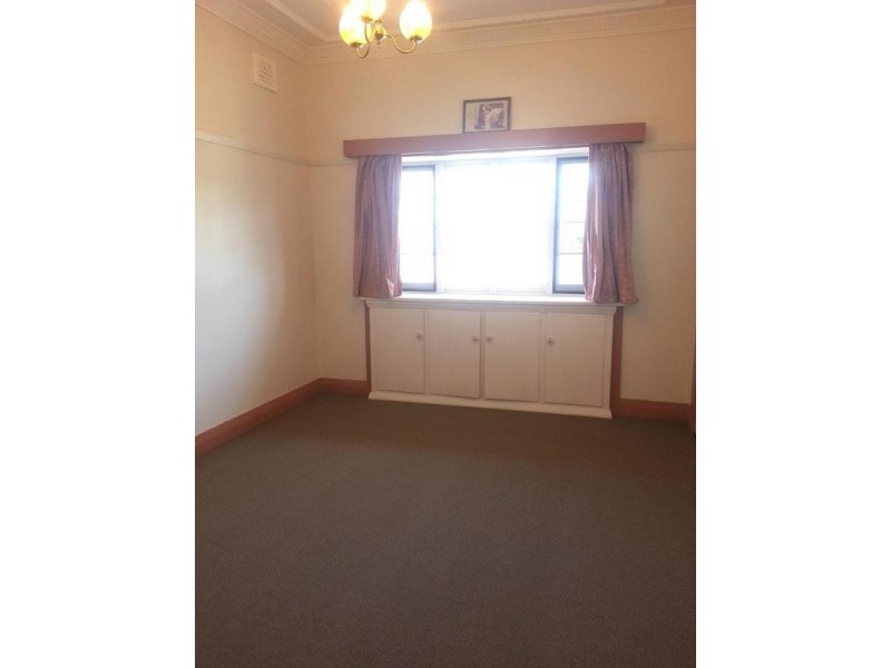 16 Platts Avenue, Belmore NSW 2192