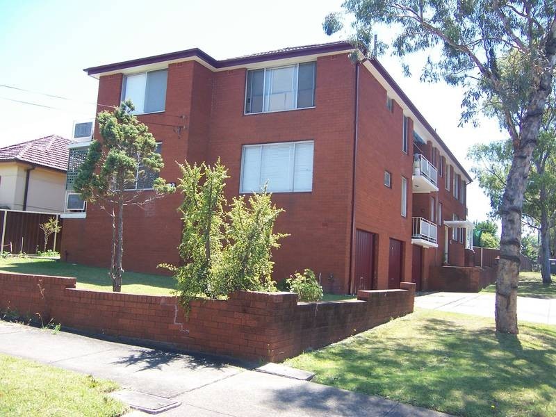 2/32 Platts Avenue, Belmore NSW 2192