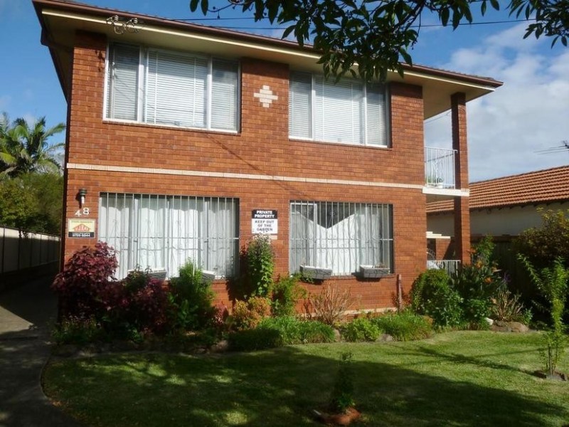 2/48 Claremont Street, Campsie NSW 2194