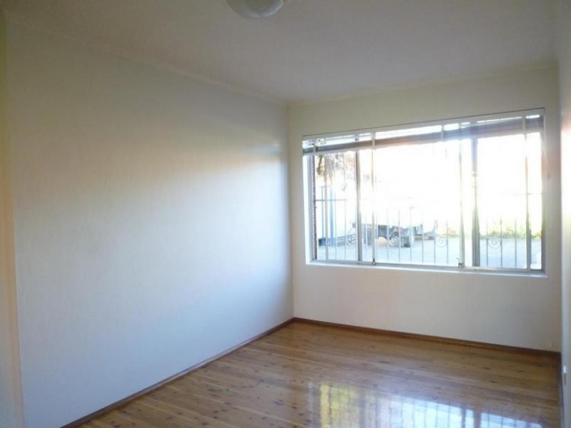 2/48 Claremont Street, Campsie NSW 2194