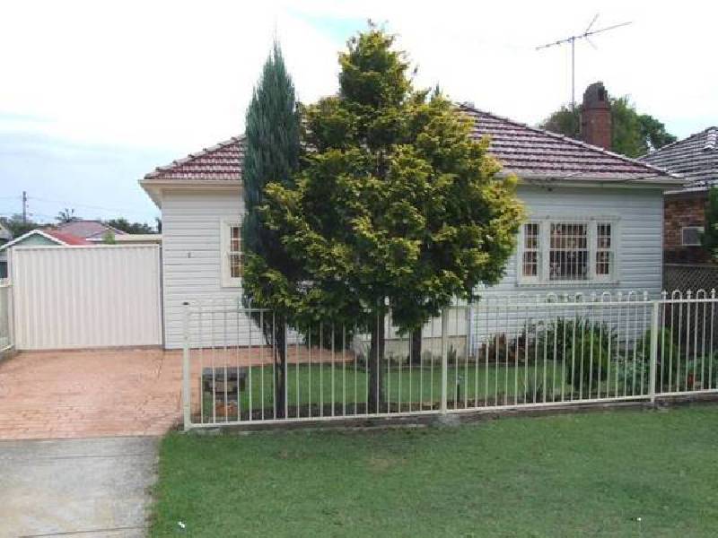 - Vivienne Avenue, Lakemba NSW 2195
