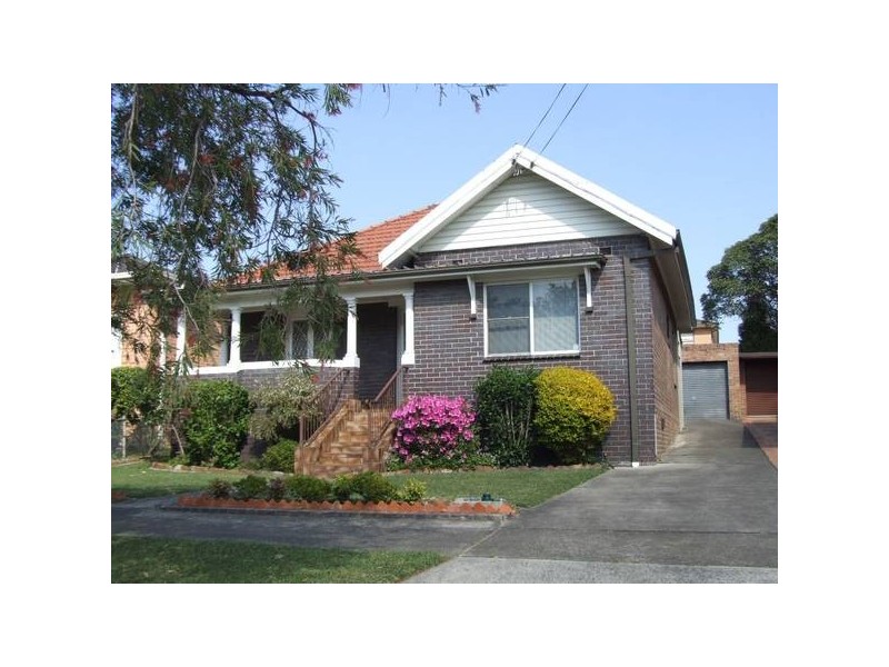 17 Rees Avenue, Belmore NSW 2192