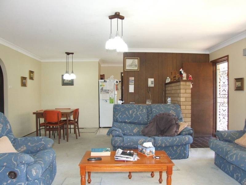 2A Gunyah Crescent, Roselands NSW 2196