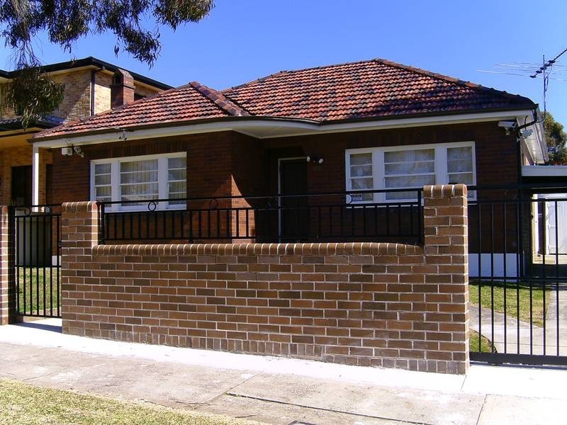 105 Remly Street, Roselands NSW 2196