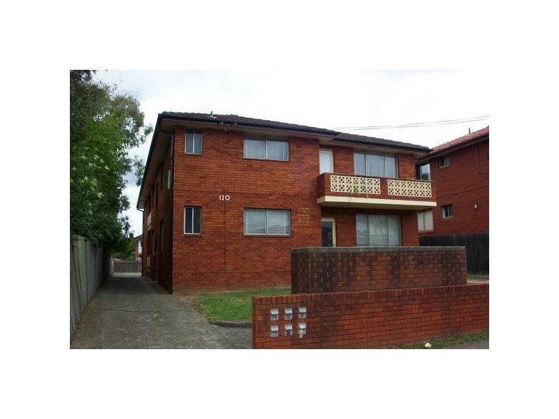 6/120 sproule, Lakemba NSW 2195