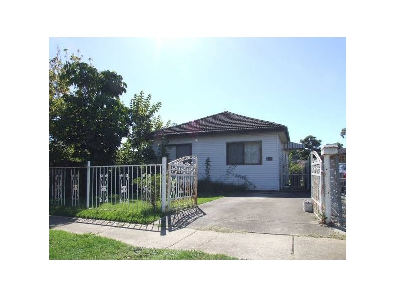 165 Noble Avenue, Greenacre NSW 2190