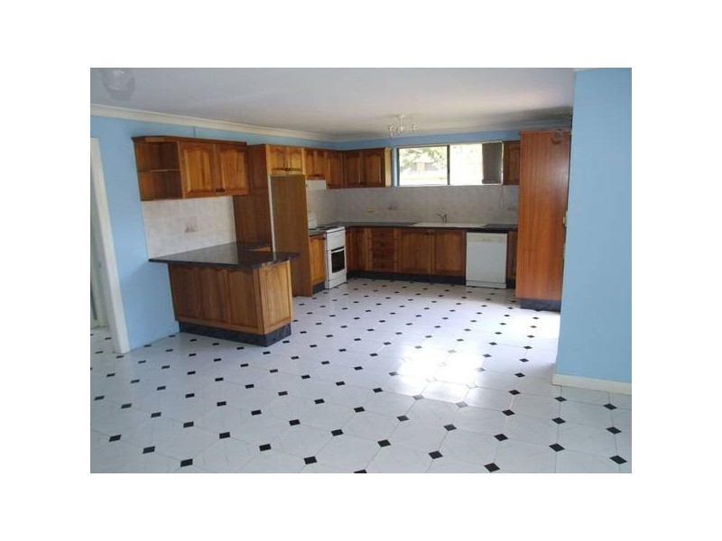 334 Roberts Road, Greenacre NSW 2190